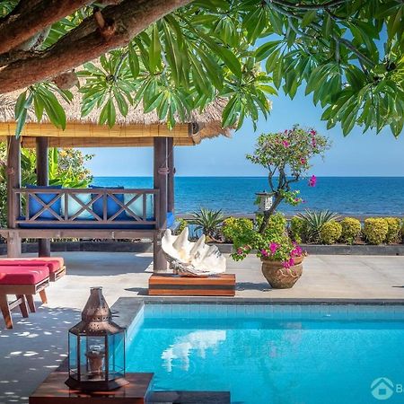 Villa Kamboja - Intimate Luxury Lovina Beach Villa Banjar  Extérieur photo