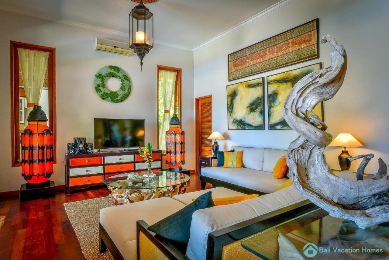 Villa Kamboja - Intimate Luxury Lovina Beach Villa Banjar  Extérieur photo