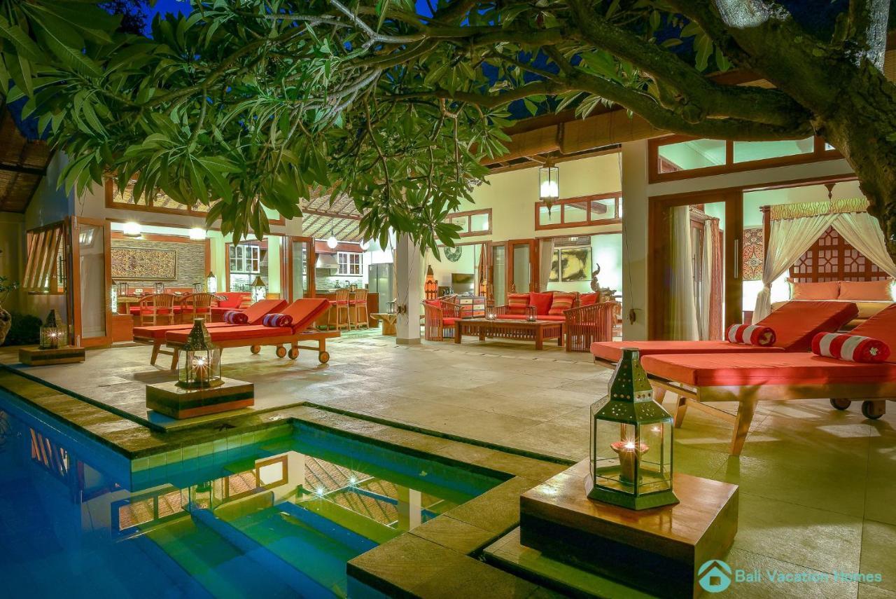 Villa Kamboja - Intimate Luxury Lovina Beach Villa Banjar  Extérieur photo