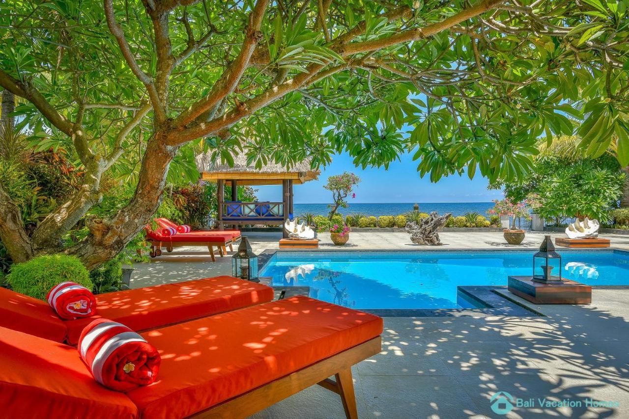 Villa Kamboja - Intimate Luxury Lovina Beach Villa Banjar  Extérieur photo