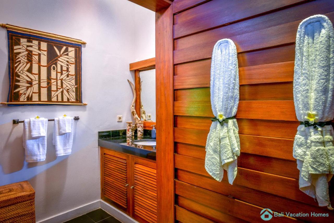 Villa Kamboja - Intimate Luxury Lovina Beach Villa Banjar  Extérieur photo